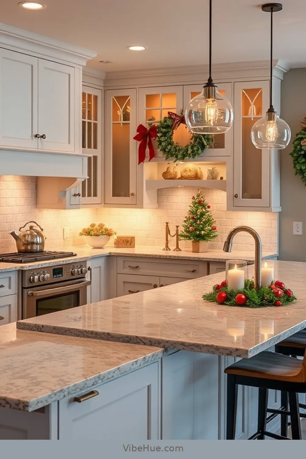 20 Contemporary Style Ideas for a Holiday Kitchen 18 Swathe Countertops in Stone for 20 Contemporary Style Ideas for a Holiday Kitchen