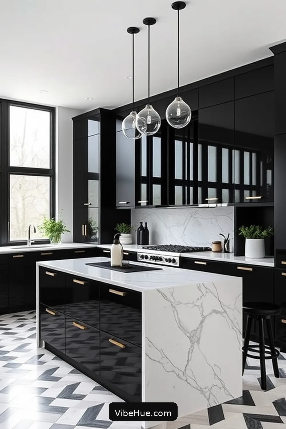 Striking Black and White Contrast for 25 Contemporary Styles to Transform Your Winter Kitchen
